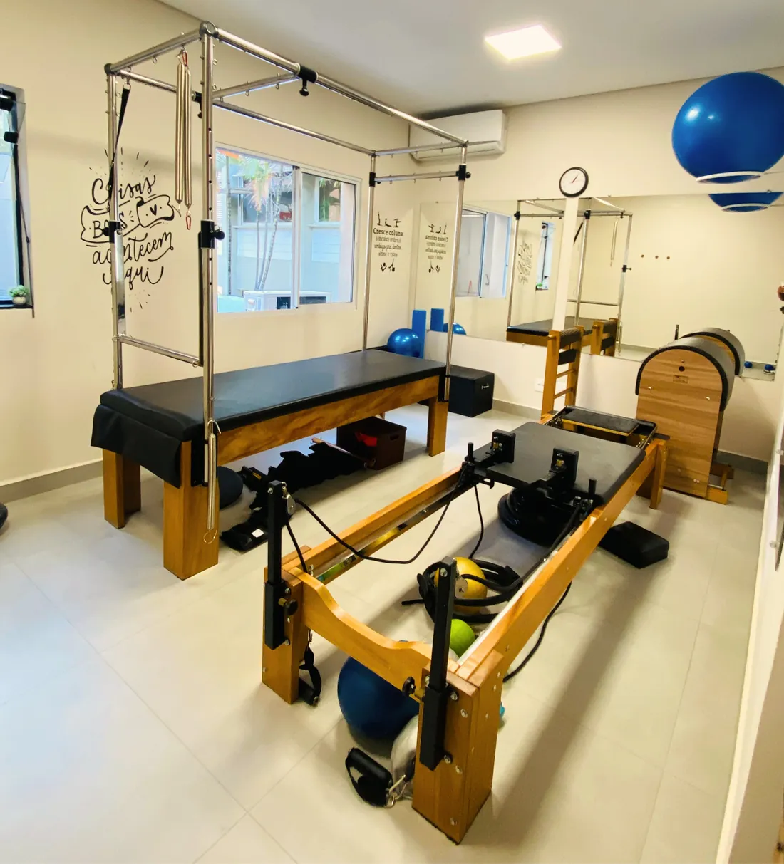 Sala menor do Studio Paulista com Reformer e Cadillac